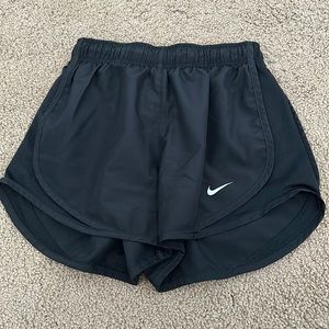 nike running shorts size xs